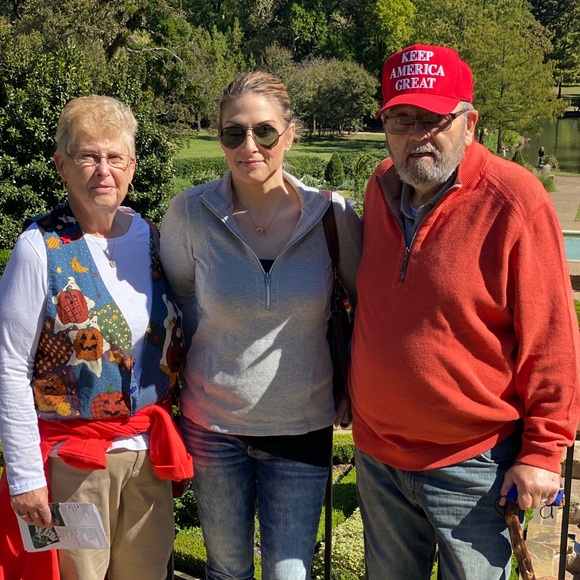 Meet your Posher, Michelle - Picture 2 of 5